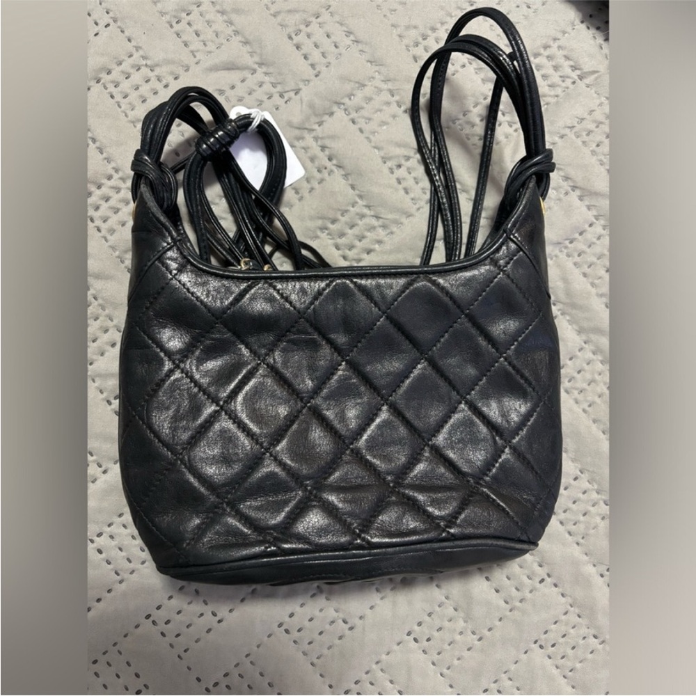 ⛔️SOLD⛔️ CHANEL Vintage '89-'91 RARE Quilted Tassel Shoulder Bag with COA - Picture 8 of 15